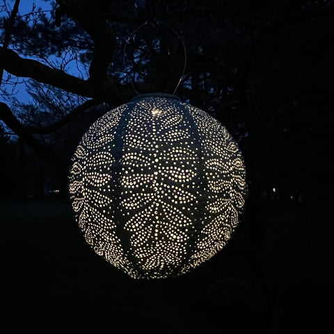 New Edition LUMIZ Battery Powered LED Medium Round Battery Powered Lantern