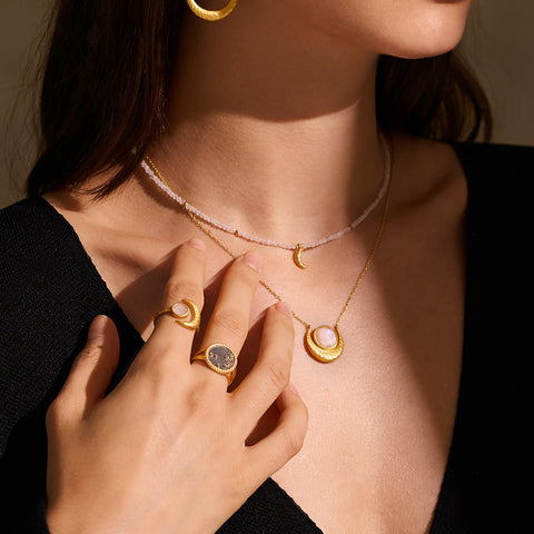 Satya Awaken Intuition Moonstone Necklace
